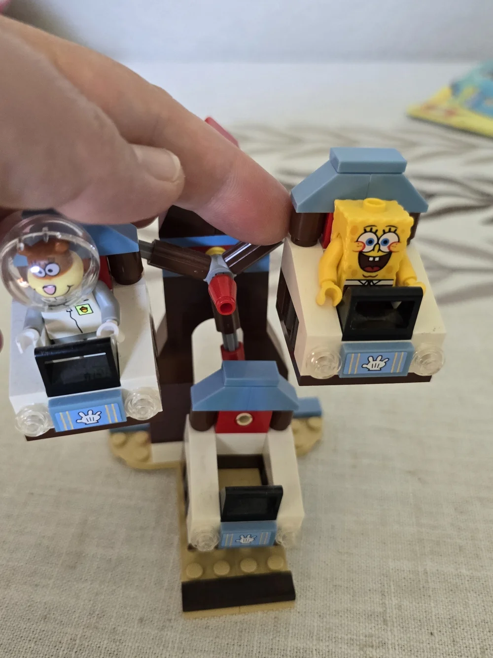 LEGO SpongeBob SquarePants Glove World Set 3816